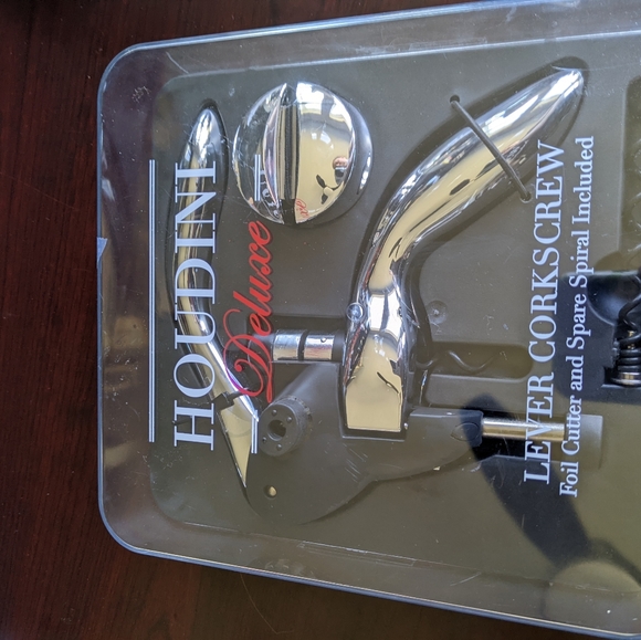 Houdini Kitchen Houdini Deluxe Lever Corkscrew System Poshmark